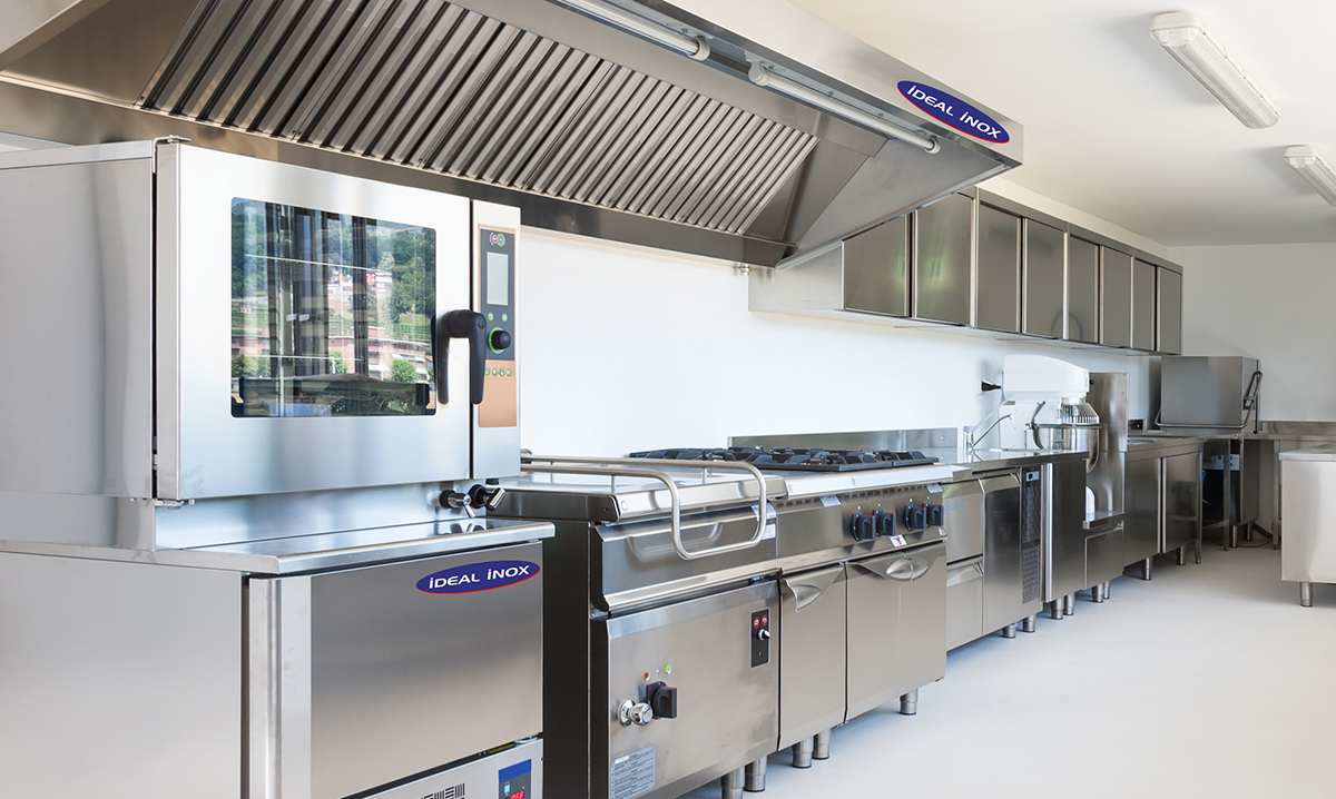 Cum sa cumperi echipamente HoReCa inteligent in 2026