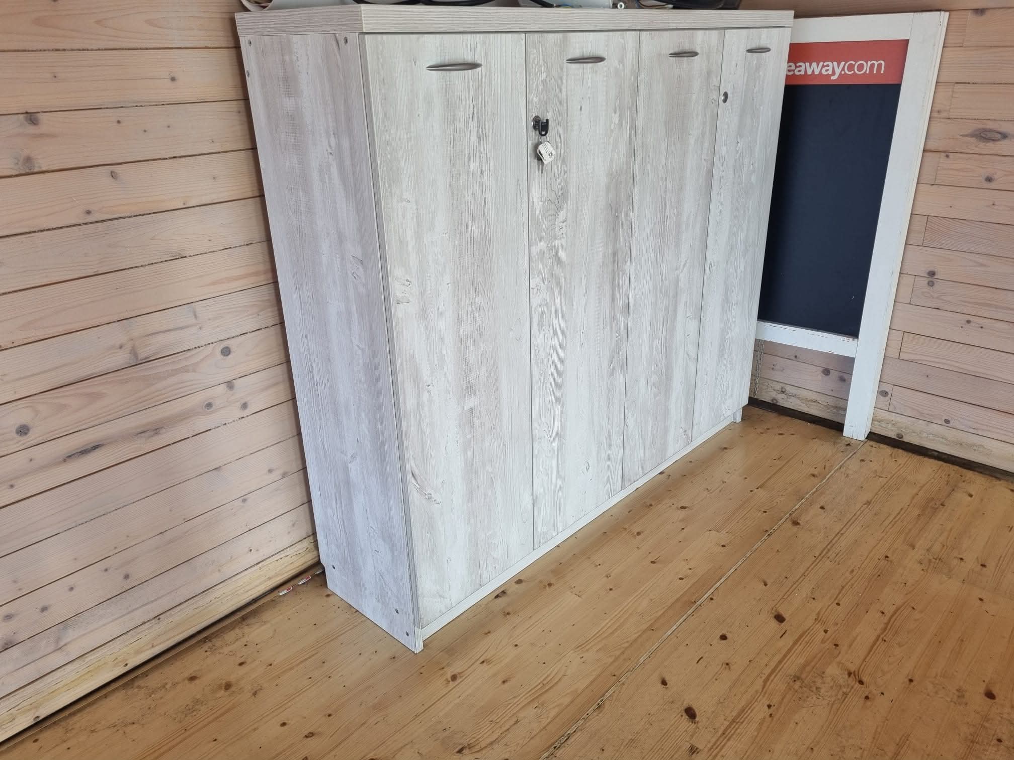 Masa scaune  - Imagine 4