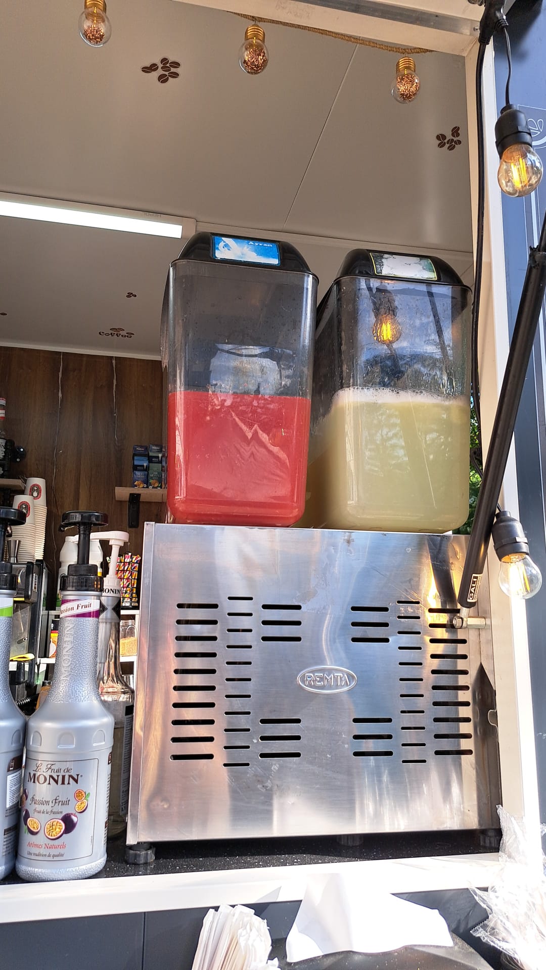 Rulota de vanzare - Imagine 2