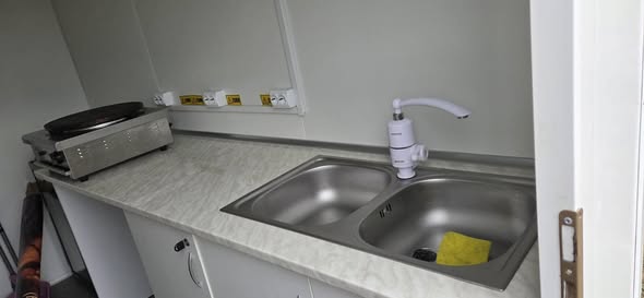 Aparat hot dog, expresor, cuptor cu microunde, frigider, combina, 2 aparate de gogoși și gril - Imagine 4