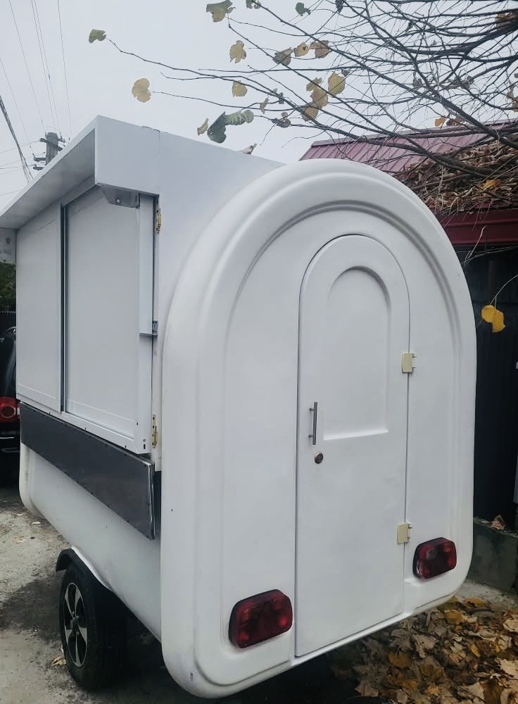 Schimb sau vând rulota fast food truk Pentru sezonul de vară/iarna  Acte la zii , fiscal pe loc . - Imagine 6