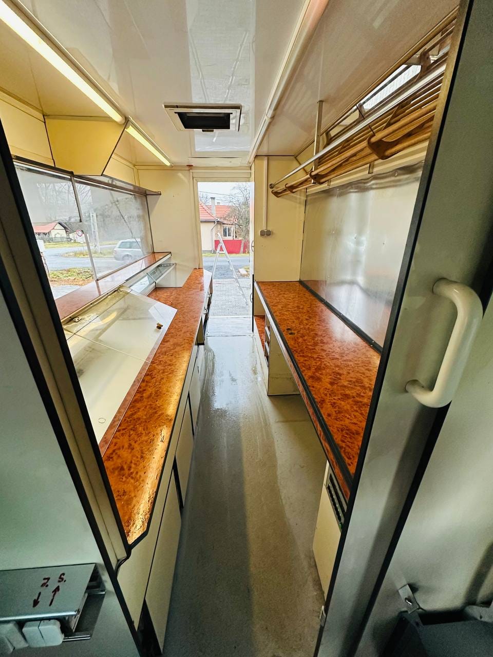 Mercedes sprinter 313 originala fabricata în Germania de Borko - Imagine 2