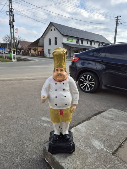 Figurină - statuie decorativă bucătar