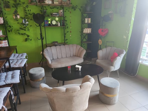 Vitrină + mobilier, shaker electric și mixer frappe + sistem casă de marcat - Imagine 3