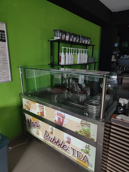 Vitrină + mobilier, shaker electric și mixer frappe + sistem casă de marcat - Imagine 6