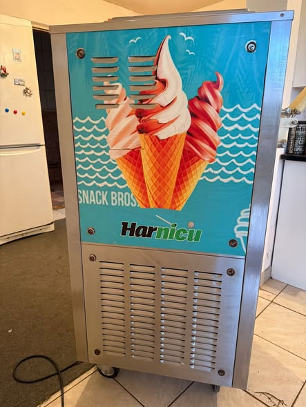 Masina de inghetata Spaceman - Imagine 3