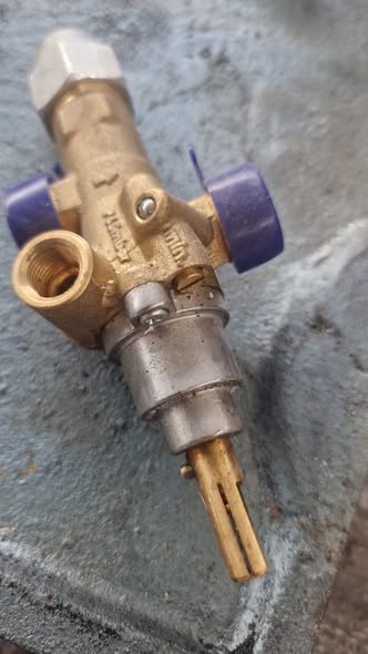 Reparatii Aragazuri Profesionale Cuptoare HORECA Piese Termocuple Termostate Arzatoare