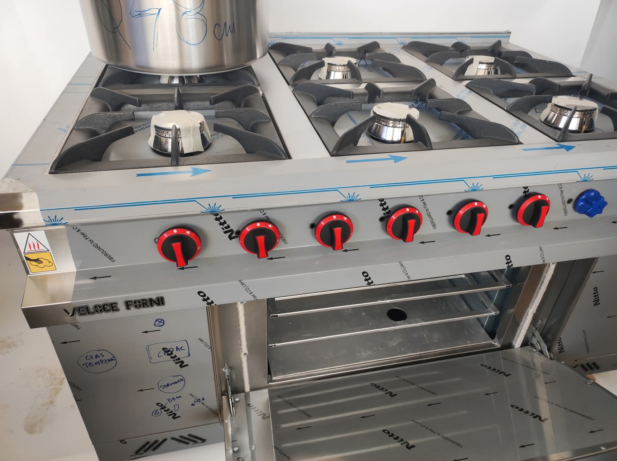 Aragaz Profesional 4,6 ochiuri cu Cuptor Vatra Samotat Gaz - Imagine 3