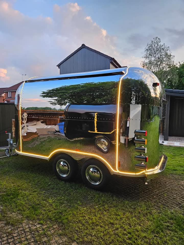 Rulota foodtruck fast food airstream - Imagine 2