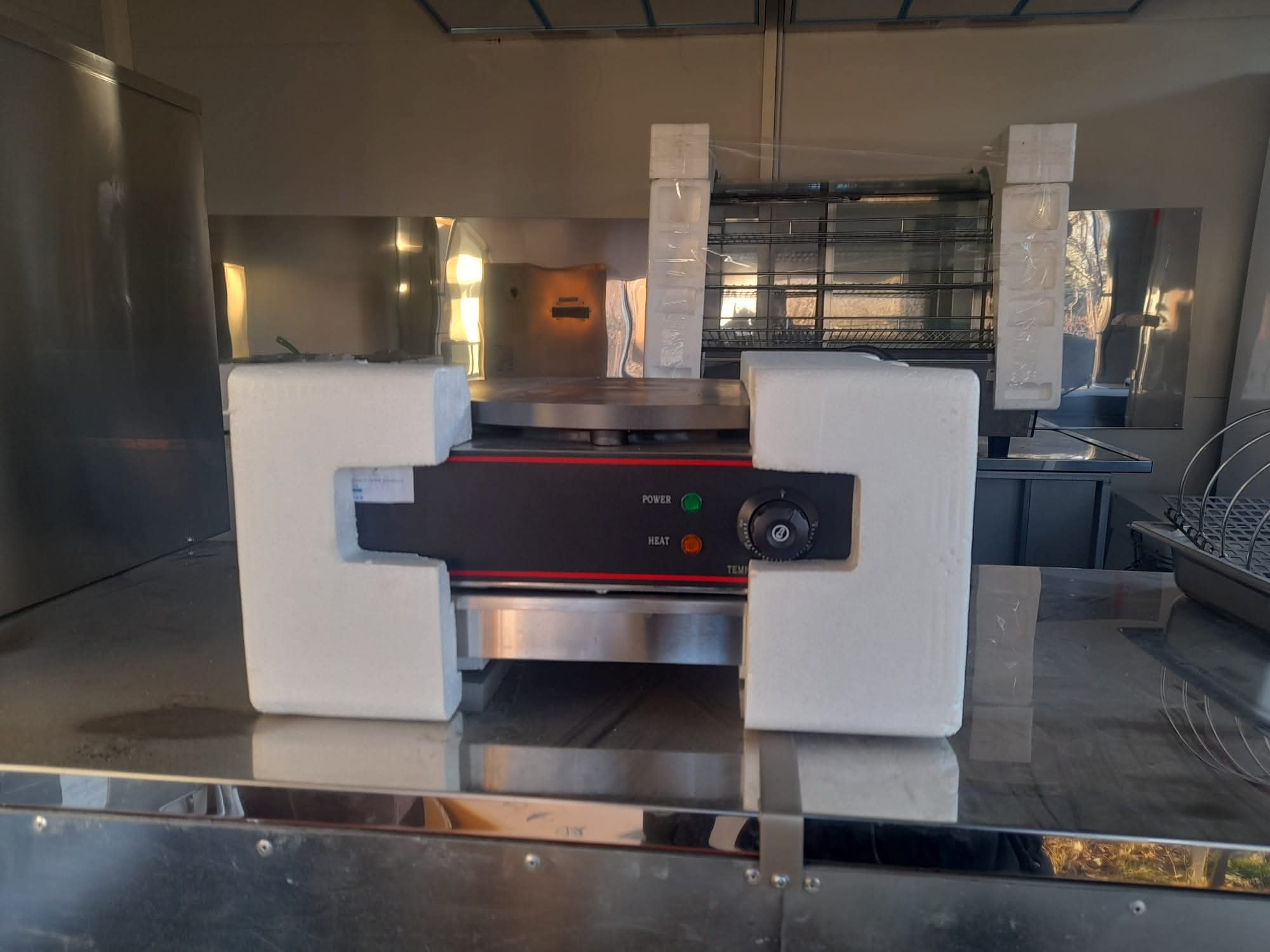 Rulotă Comercială Profesională - Imagine 3