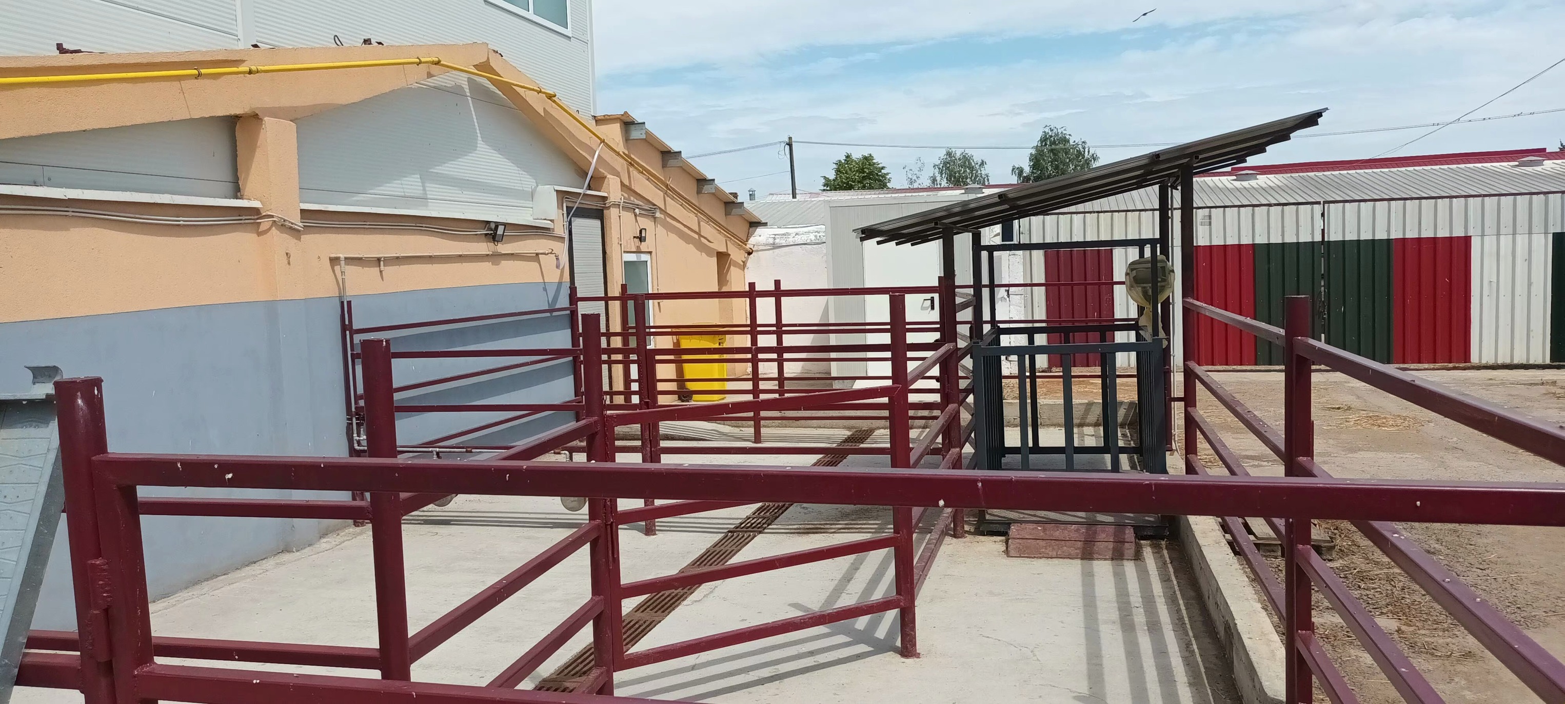 Carmangerie NOUĂ cu Abator- Investiție în industria cărnii - Imagine 3