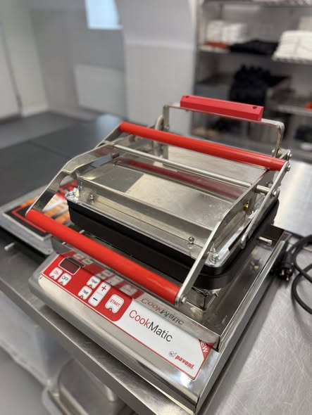 Masina de facut coji de tarte Pavoni Cookmatic