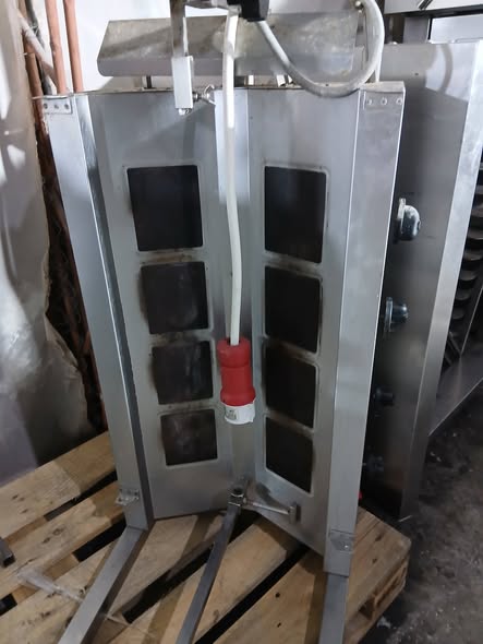Aparat profesional pentru shaorma / kebab vertical - Imagine 2