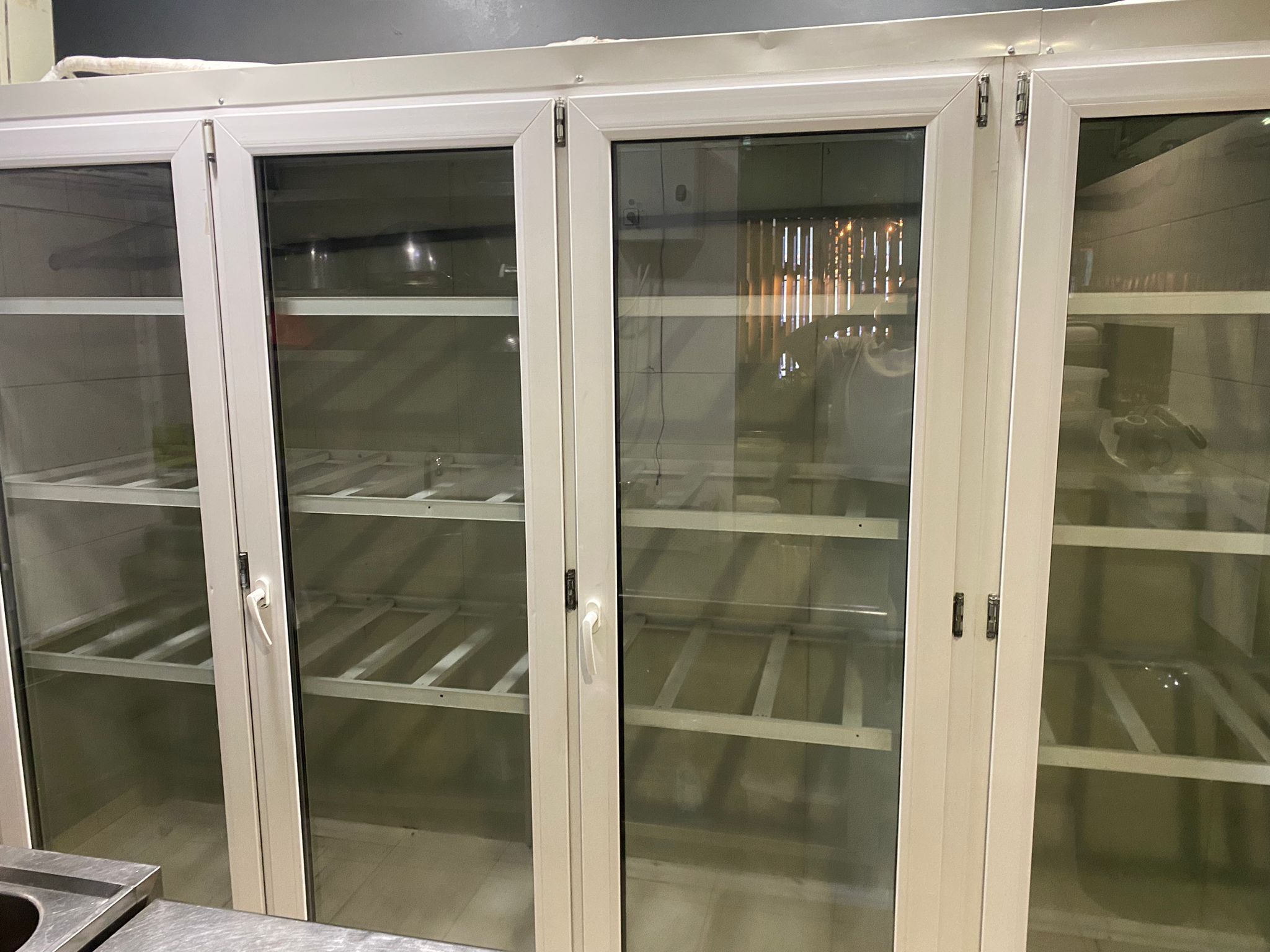 Vitrina frig in stare foarte buna