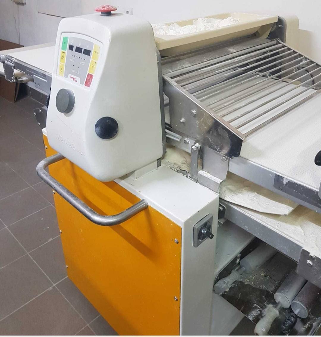 Masina de foietaj si turat aluat Rondo Doge - Imagine 2