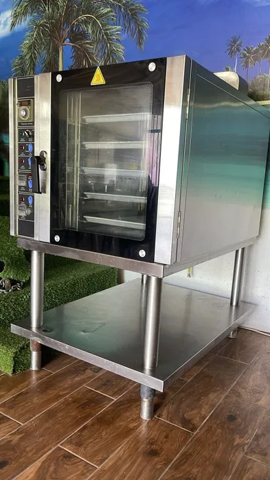 Cuptor profesional convectomat nou cu autocurățare – HoReCa, ideal restaurant/patiserie