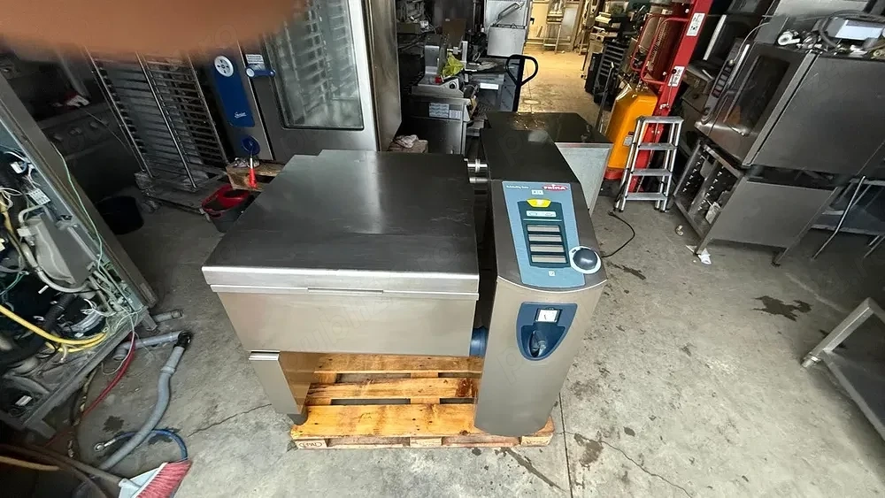 Tigaie basculantă Rational Frima 100L – gătire sub presiune, profesională - Imagine 3
