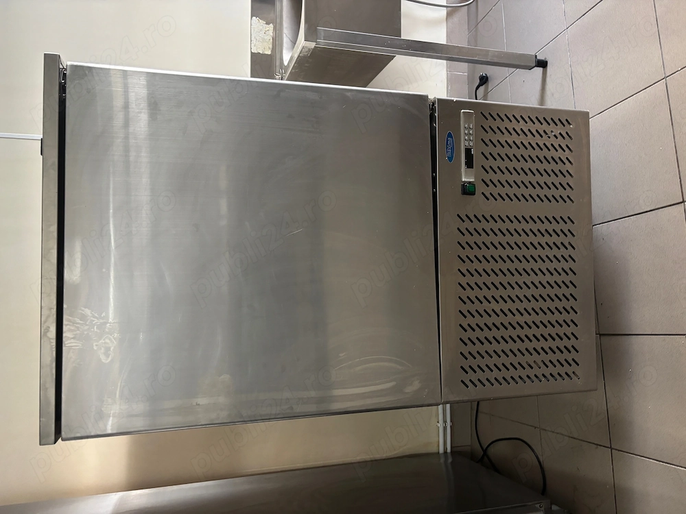 Congelator profesional inox 641 litri HoReCa
