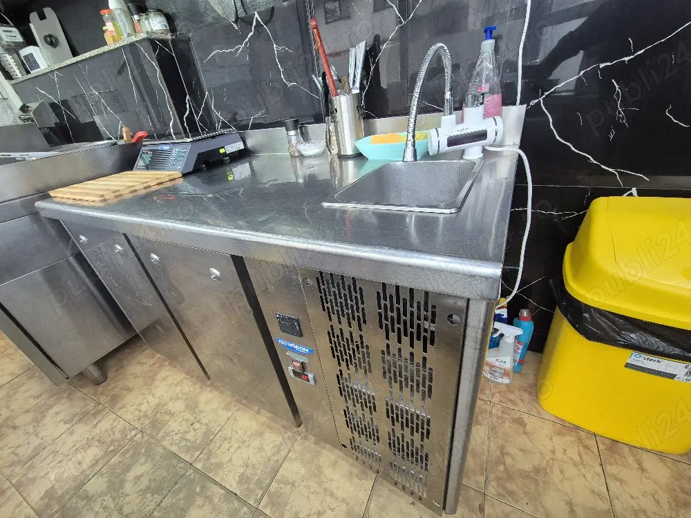 Masa frigorifica 2 usi cu chiuveta inox Tehnodom Italia HoReCa