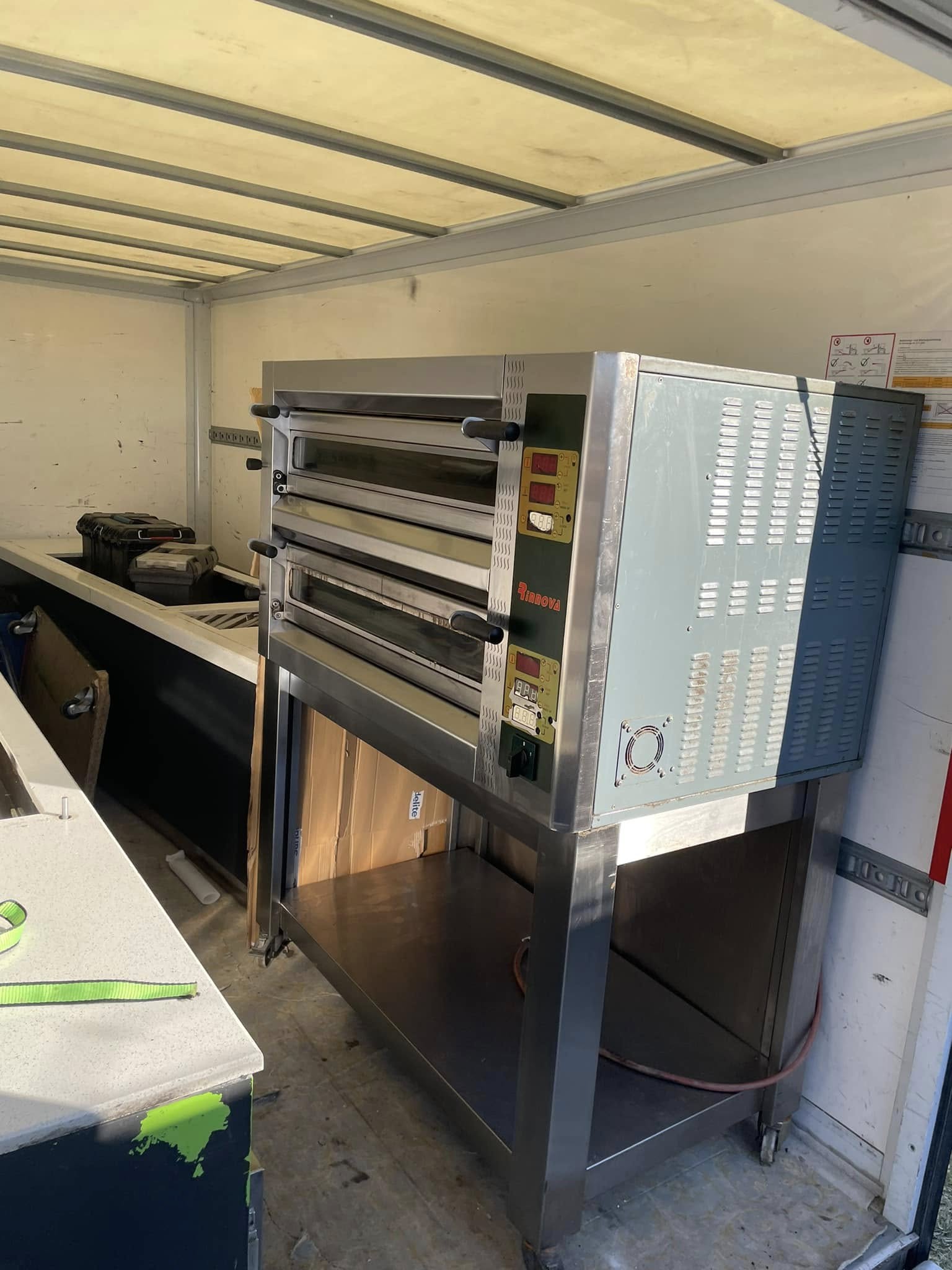Cuptor pizza profesional electric 2 camere | Cuptor HoReCa pentru pizzerie