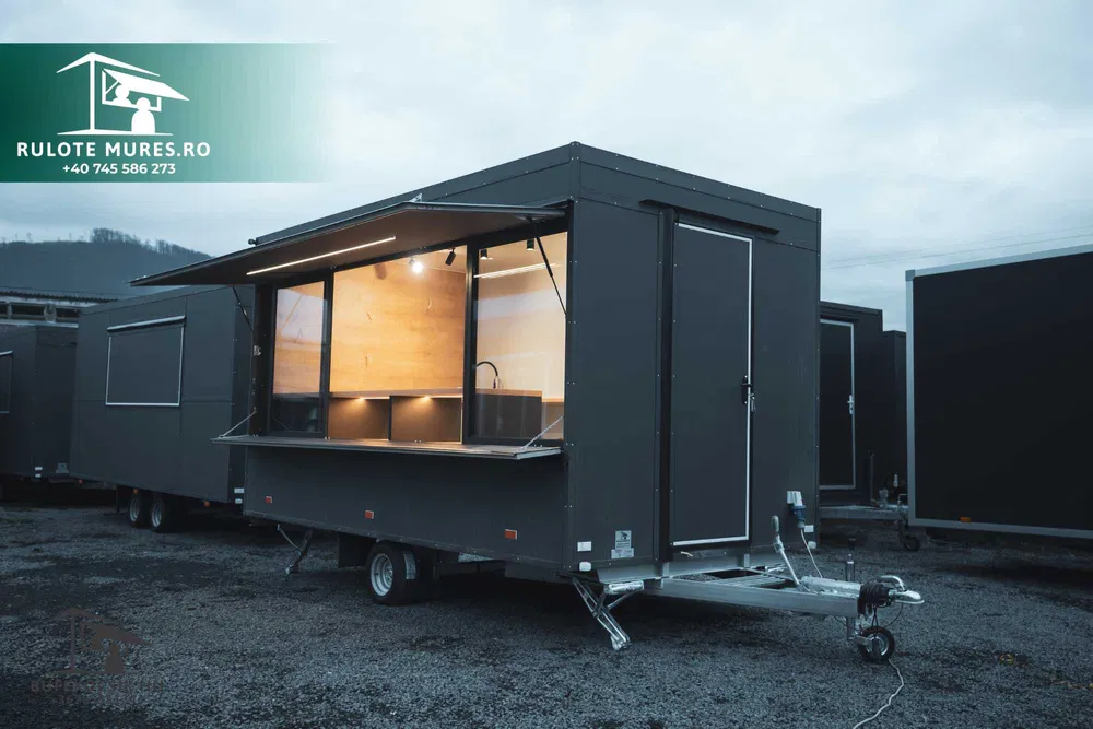 Rulote comerciale FAST FOOD la cheie – personalizate pentru afaceri mobile HoReCa | Rate disponibile