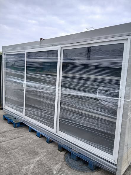 Vitrine frigorifice verticale profesionale – supermarket, magazin alimentar, horeca – Timisoara - Imagine 3
