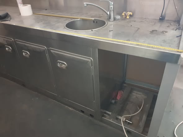 Bar frigorific inox profesional cu chiuveta si 5 usi – Gasparini Italia – horeca premium - Imagine 2