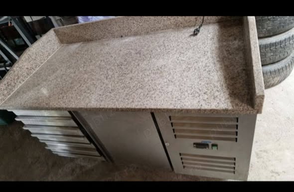 Masa rece + masa neutra profesionala pentru pizza cu blat granit inox – stare foarte buna - Imagine 2