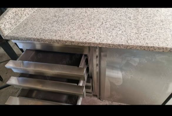 Masa rece + masa neutra profesionala pentru pizza cu blat granit inox – stare foarte buna - Imagine 3