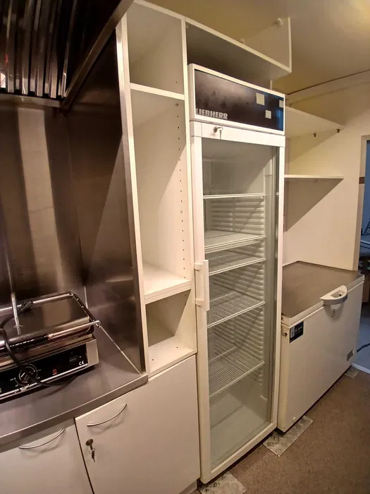 Rulota SHAORMA / KEBAB Food Truck profesionala 5.1 m – complet utilata sau fara echipamente - Imagine 3