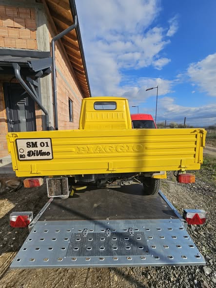Lemonceria & Limoncello Sprizzeria | Piaggio Ape premium pentru evenimente si HoReCa Tuk Tuk rulote - Imagine 2