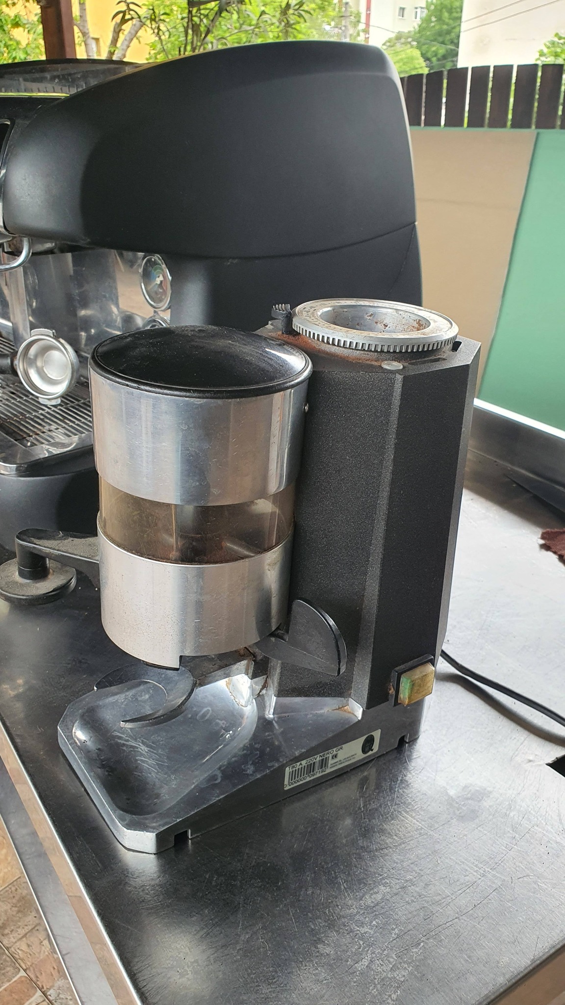 Rasnita profesionala cafea – ideala pentru cafenea, coffee shop sau HoReCa