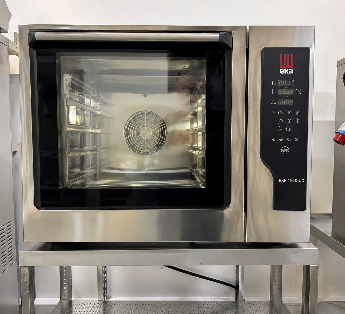 Convectomat profesional Tecnoeka EKF 464 D UD – cuptor patiserie si cofetarie cu abur