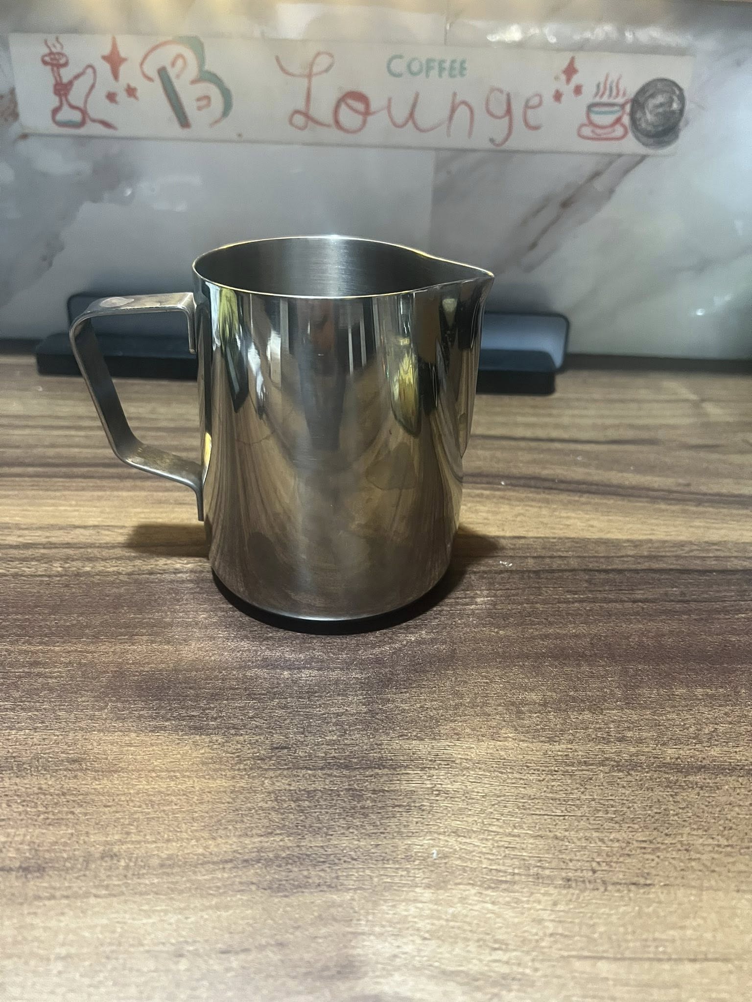 Cana inox profesionala pentru spumare lapte – accesoriu barista pentru cafenea si coffee shop