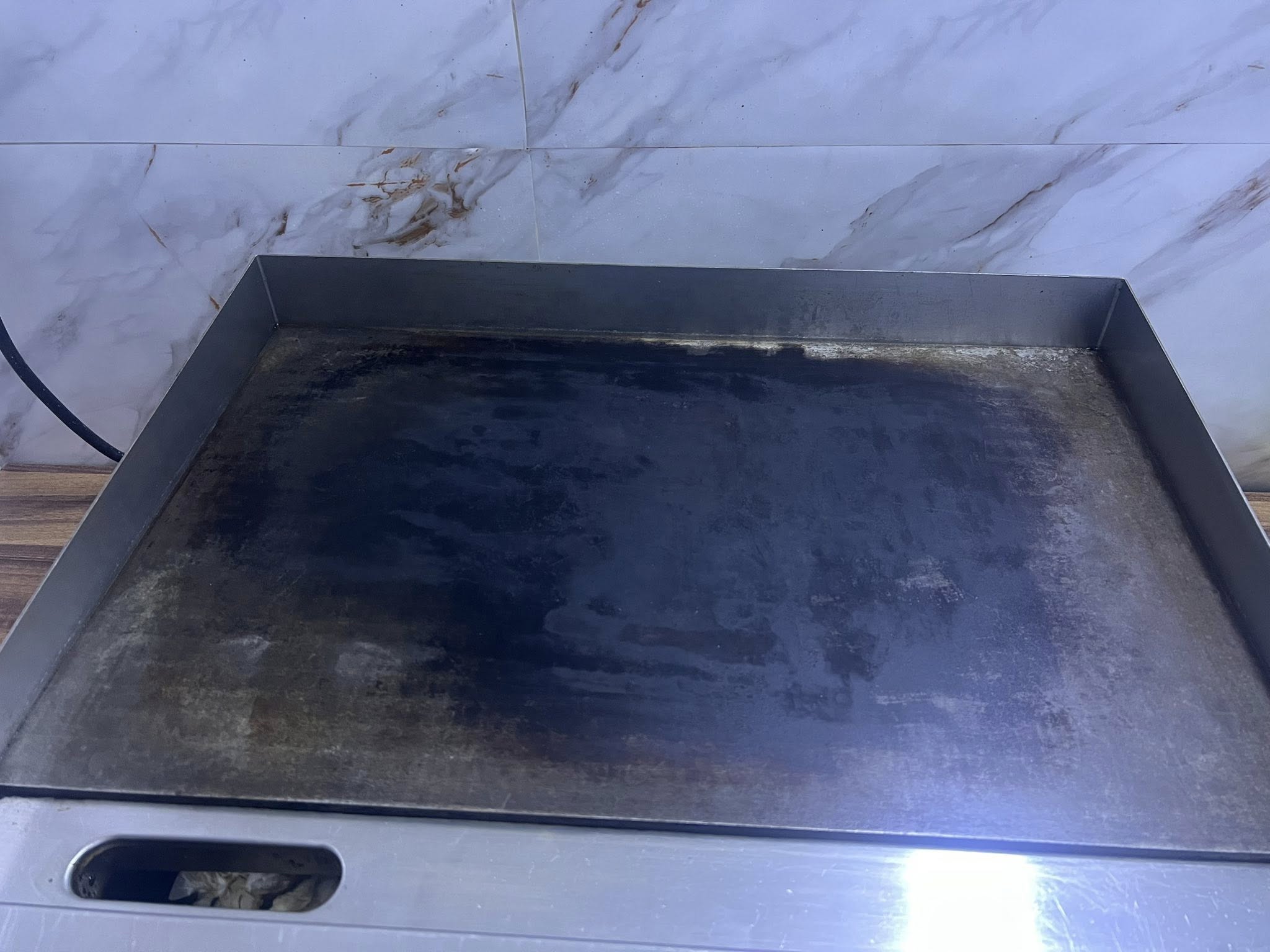 Grill / plita profesionala electrica neteda – ideala pentru fast-food, burgeri si restaurant HoReCa - Imagine 2