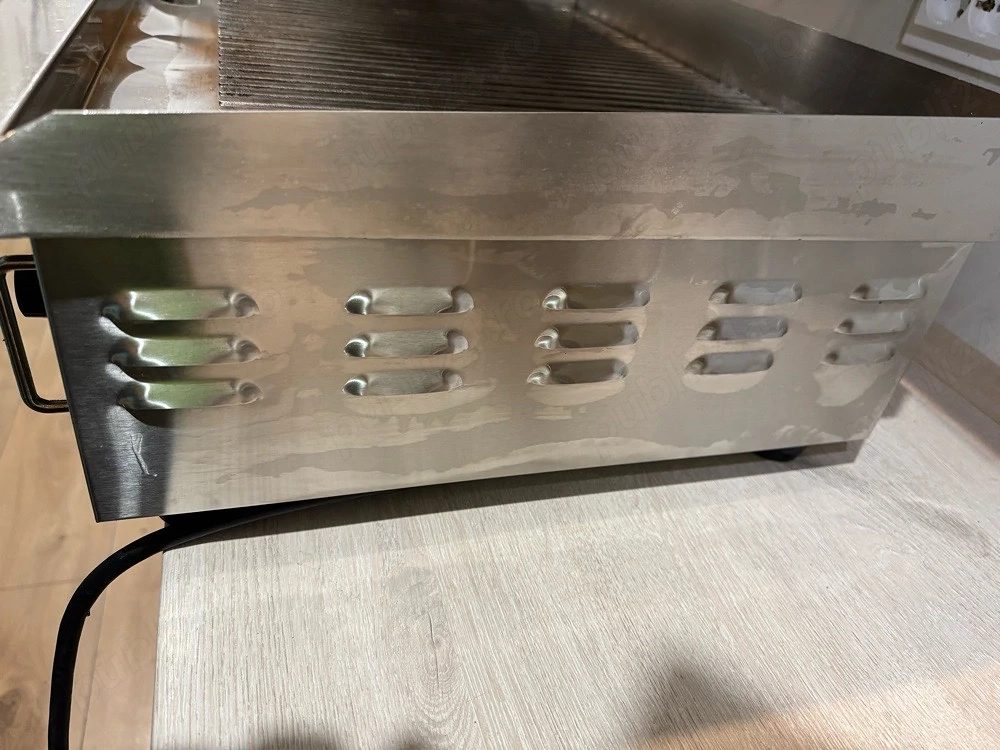 Gratar profesional electric MAXIMA Fry-Top striat – inox, putere mare pentru HoReCa