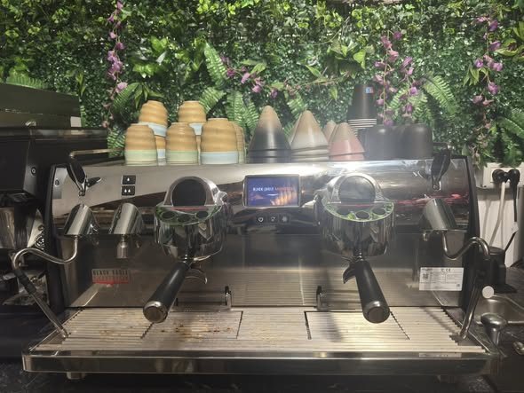 Victoria Arduino Black Eagle Maverick Gravimetric T3 2 Grupuri – Espressor Specialty Coffee Premium - Imagine 2
