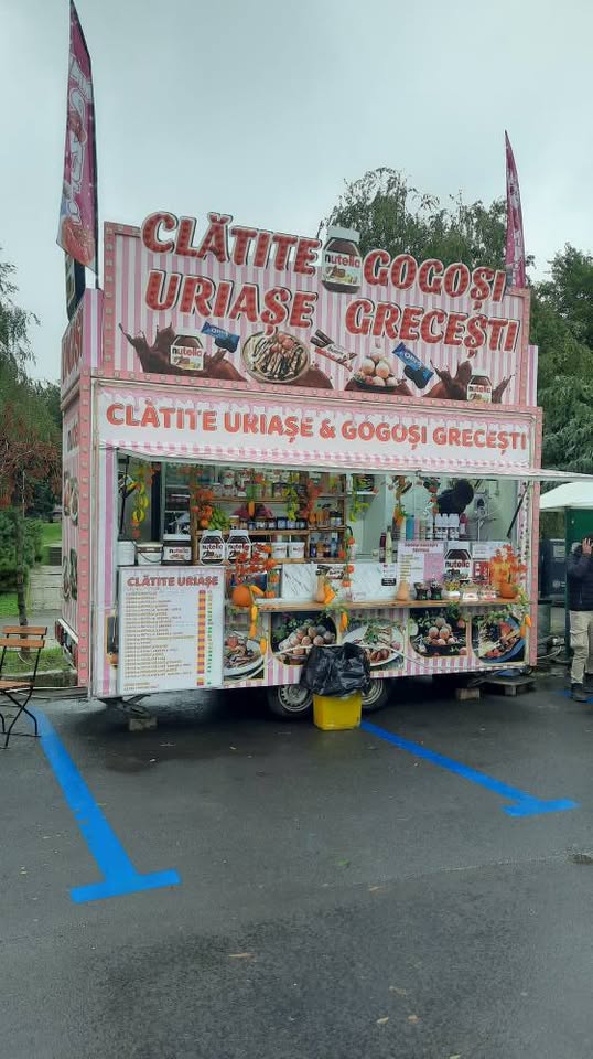 Stand / rulota street food pentru festivaluri – ideal pentru clatite, gogosi si deserturi