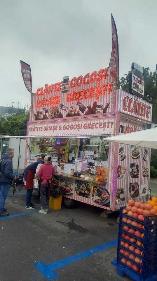 Stand / rulota street food pentru festivaluri – ideal pentru clatite, gogosi si deserturi - Imagine 3