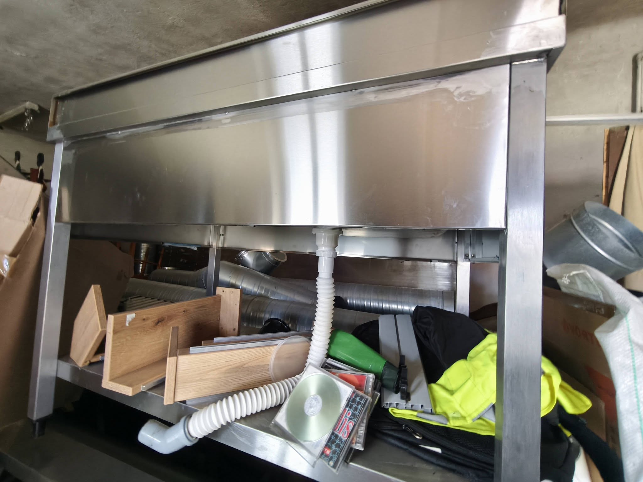 Masa inox cu spalator profesional si lada depozitare – HoReCa - Imagine 3