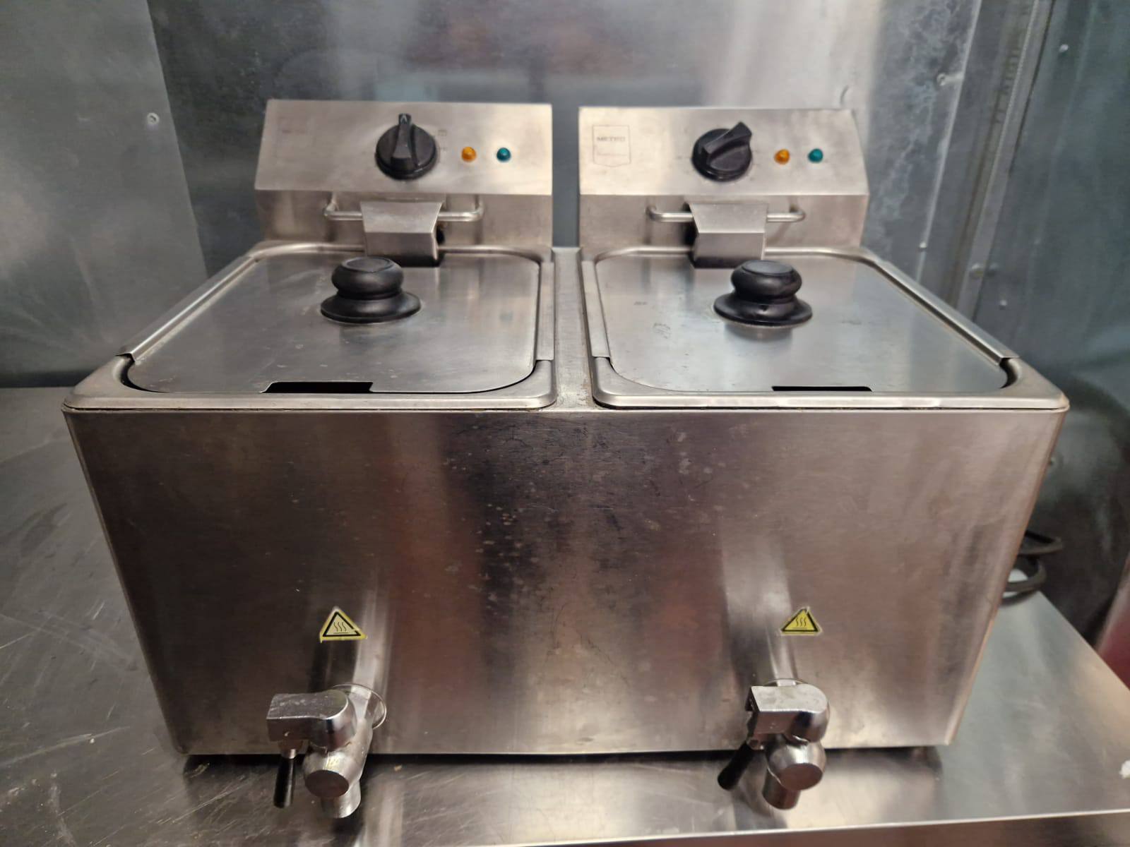 Friteuza electrica profesionala dubla inox – 2 cuve