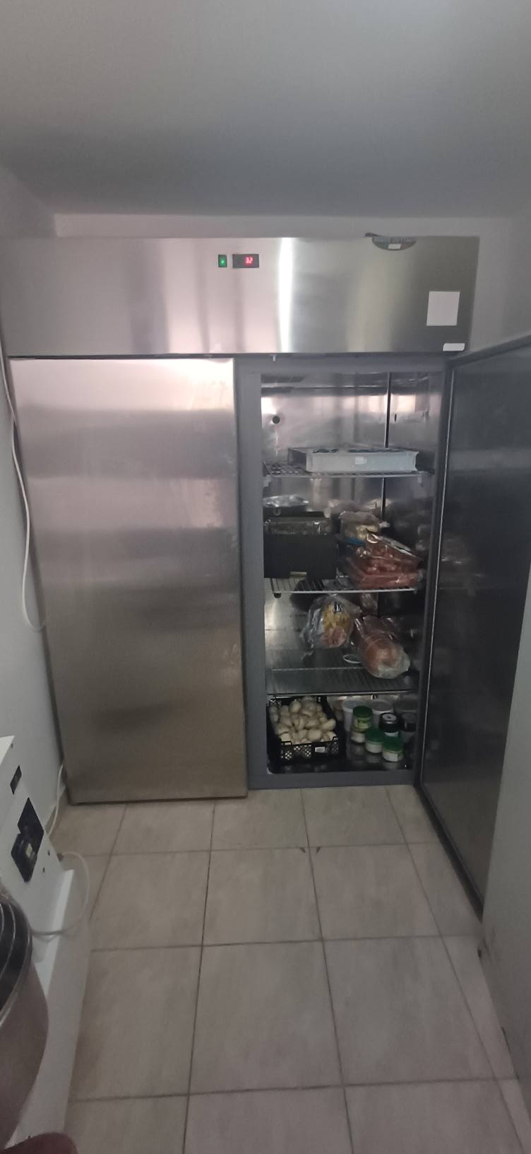 Dulap frigorific profesional inox cu 2 usi – capacitate mare frigider - Imagine 2