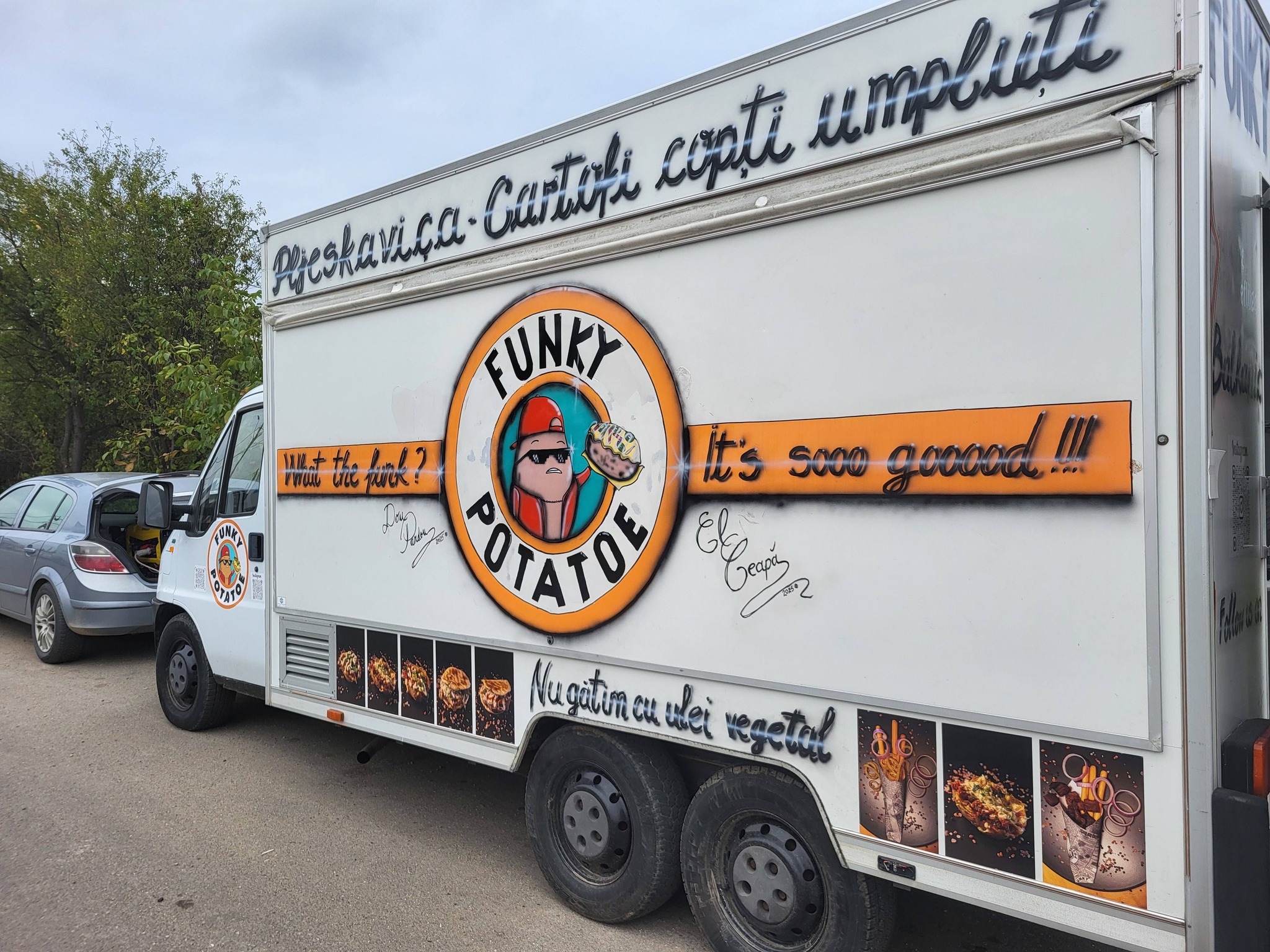 Food Truck profesional complet echipat + afacere la cheie – concept street food – 18.500 Euro