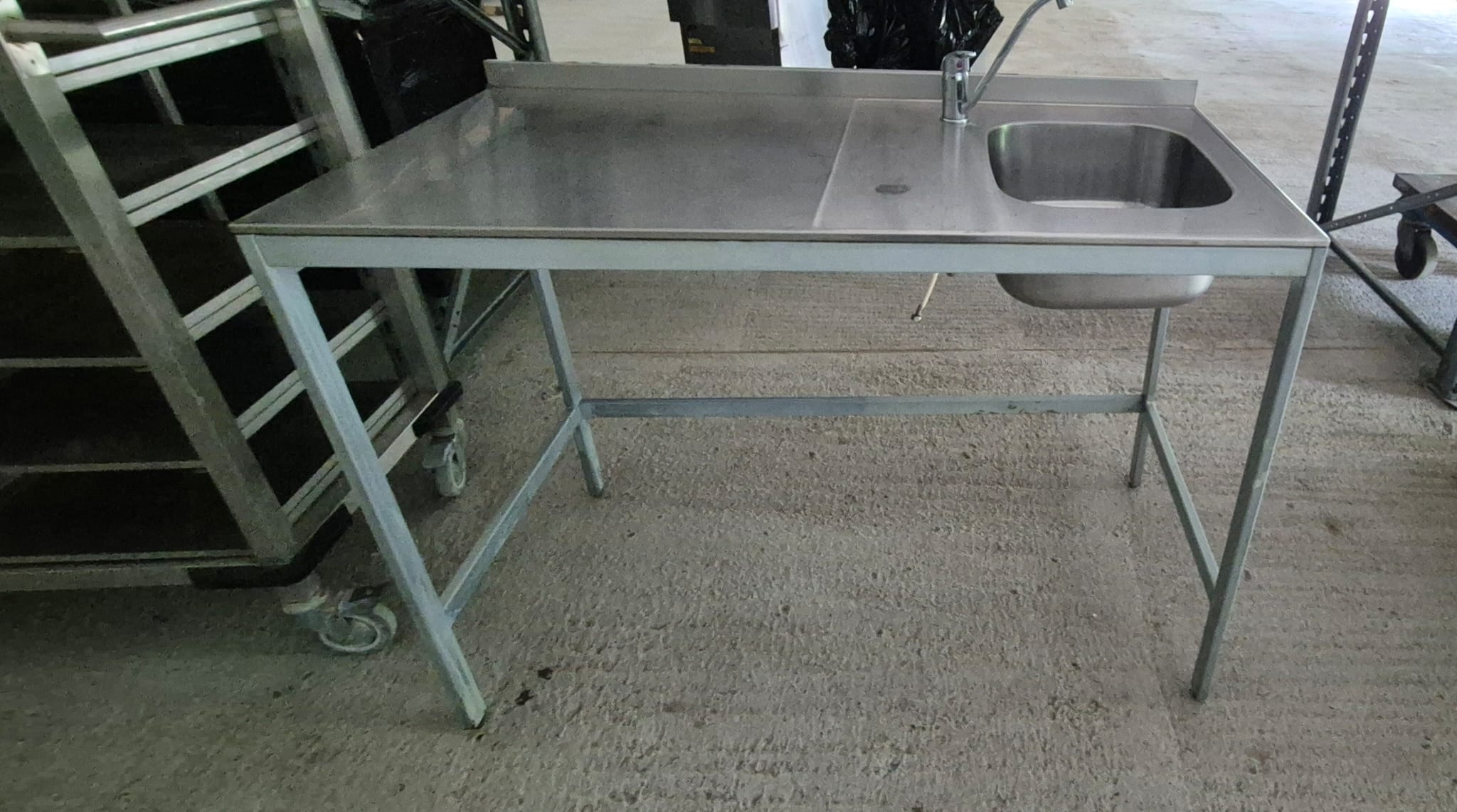 Chiuveta Inox Profesionala cu Blat de Lucru – Bucatarie HoReCa