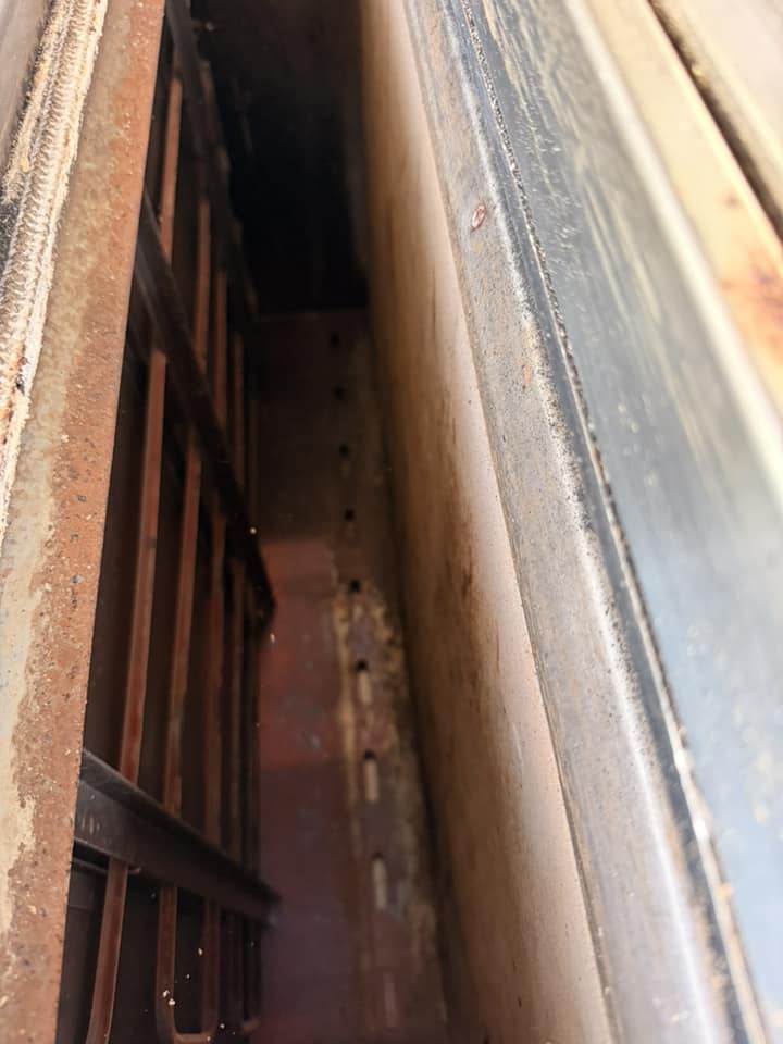 Masina profesionala de sigilat / termosudat caserole – inox – HoReCa