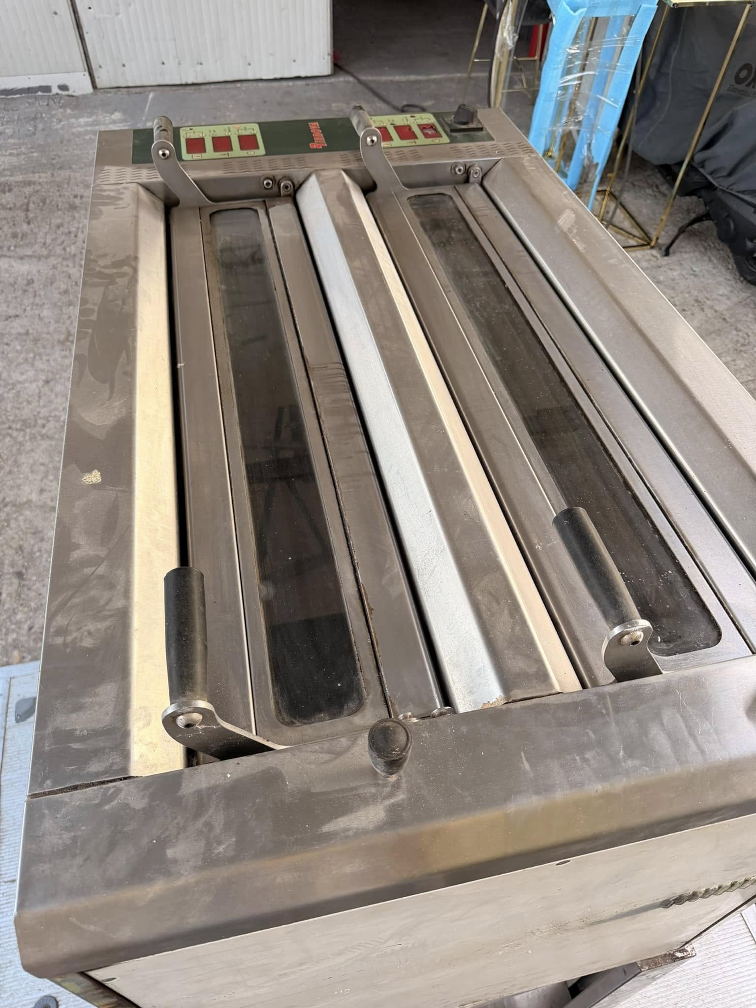 Masina profesionala de sigilat / termosudat caserole – inox – HoReCa - Imagine 3