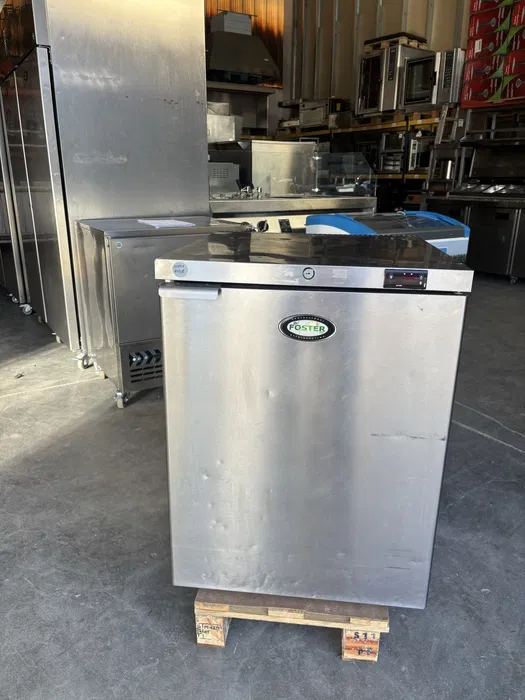 Frigider Profesional pentru Bar Foster – Refrigerare Fiabila pentru HoReCa
