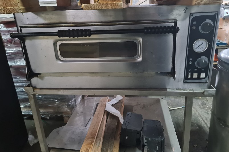Cuptor Pizza Profesional 1 Camera – 4 Pizza Ø32 cm, 380V, Temperatura pana la 450°C