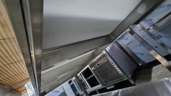 Mese Inox Profesionale cu Polita Inferioara – Ideale pentru Bucatarii, Cofetarii si Carmangerii - Imagine 2