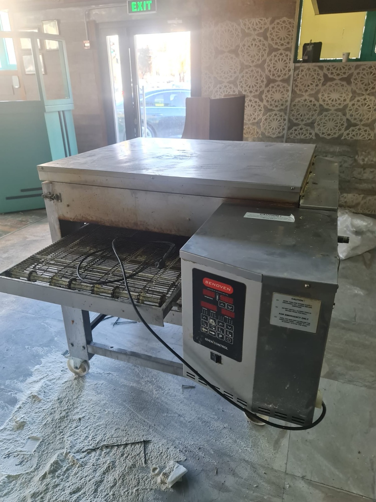 Cuptor Tunel SENOVEN pe Gaz pentru Covrigi si Pizza – Banda 170 cm, An 2021 - Imagine 3